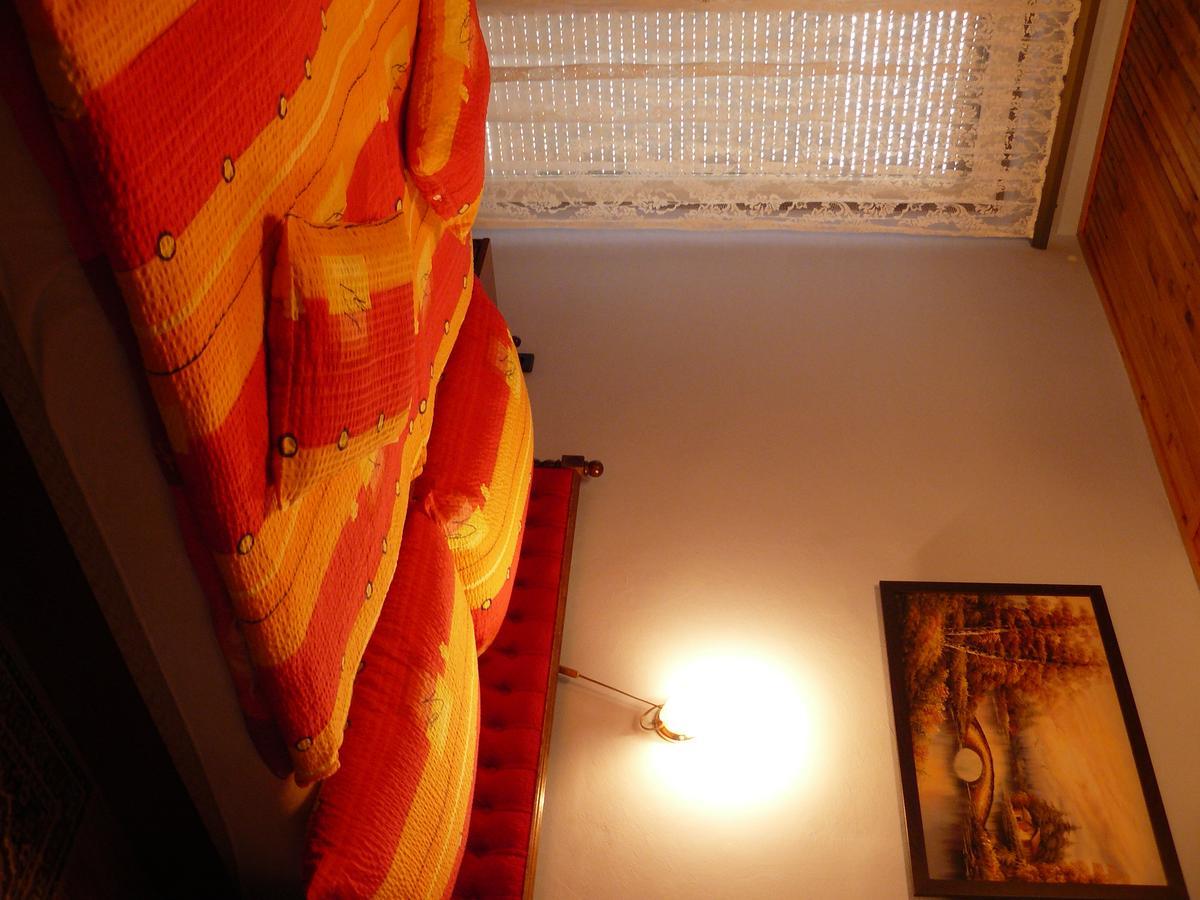 Zsuzsi Apartman 佐洛卡罗斯 外观 照片